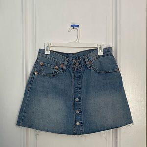 Levi denim skirt